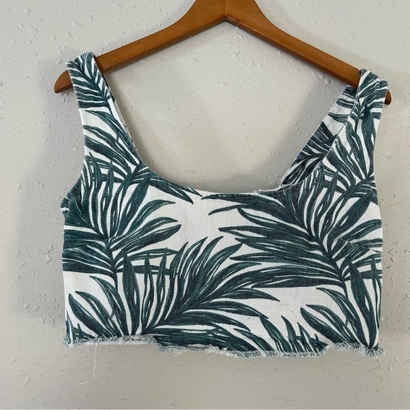 Show Me Your Mumu White Green Oasis Palm Tree Crop Top Large - Picture 2 of 8